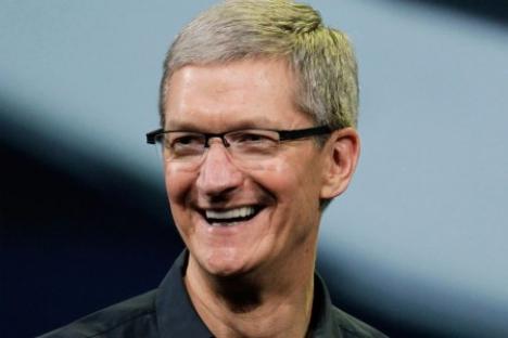 Apple şi-a plătit şeful cu 4,25 milioane dolari în 2013